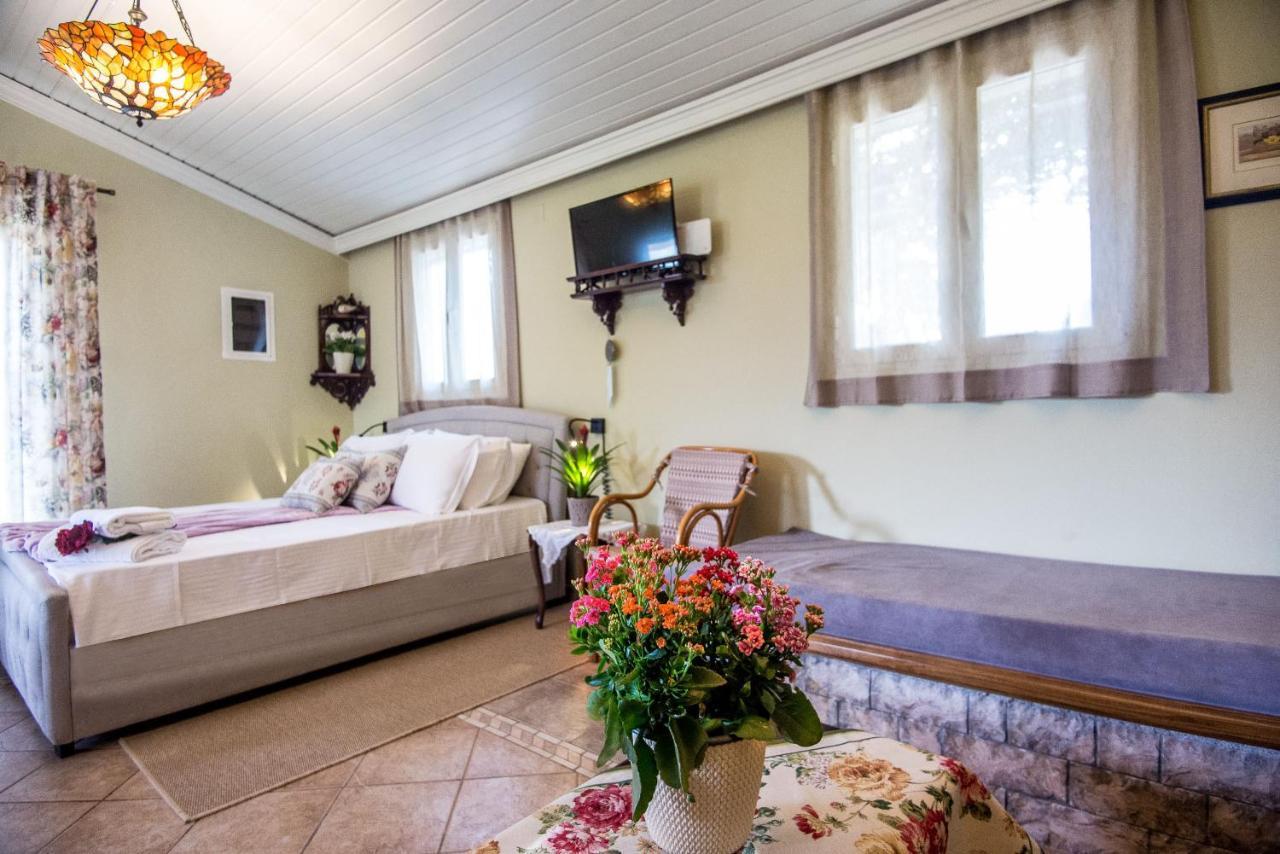 Villa Aelia - A Peaceful And Private Place อาร์กอสโตลี ภายนอก รูปภาพ