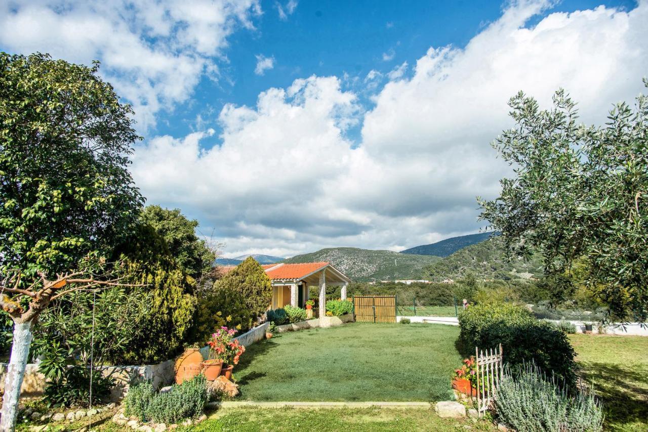 Villa Aelia - A Peaceful And Private Place อาร์กอสโตลี ภายนอก รูปภาพ